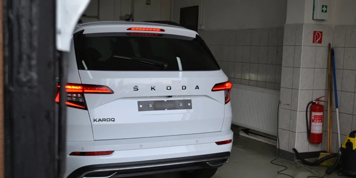 Detailné umývanie vášho auta, tepovanie parou aj ozón