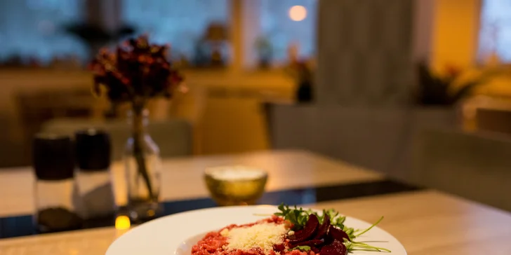 Hovädzí steak, temešvárske medajlónky alebo rizoto