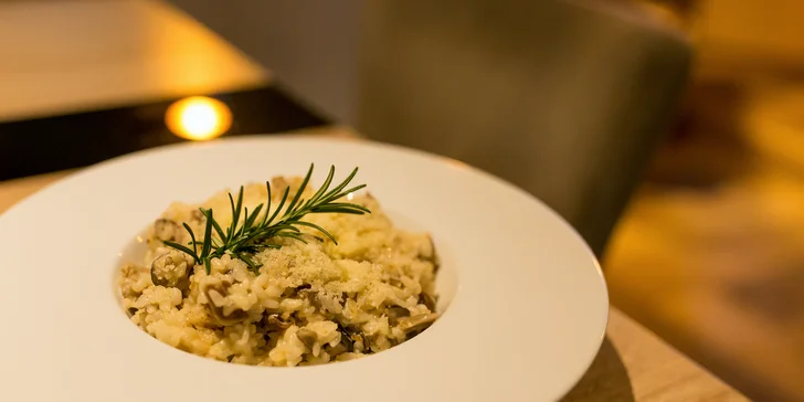Hovädzí steak, temešvárske medajlónky alebo rizoto