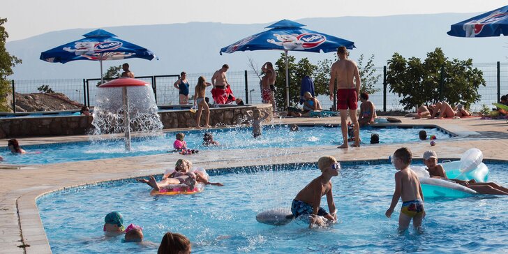 Chorvátsko: prenájom mobilného domu až pre 6 osôb, kemp s neobmedzeným vstupom do bazénov