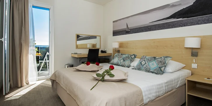 Užite si slnečné dni v Chorvátsku: 4* hotel pri mori, polpenzia aj výlety