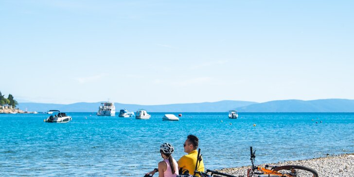 Chorvátsky Rabac: dovolenka v mobilnom domčeku pre 5 osôb, 50 m na pláž a bazény