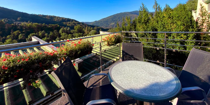 Dovolenka v poľských Beskydách: hotel pri zjazdovke, raňajky, polpenzia aj wellness