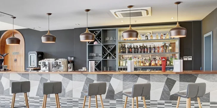 Dovolenka v Dubrovníku, meste UNESCO: 4* hotel s raňajkami, 300 m na pláž a sezónny bazén