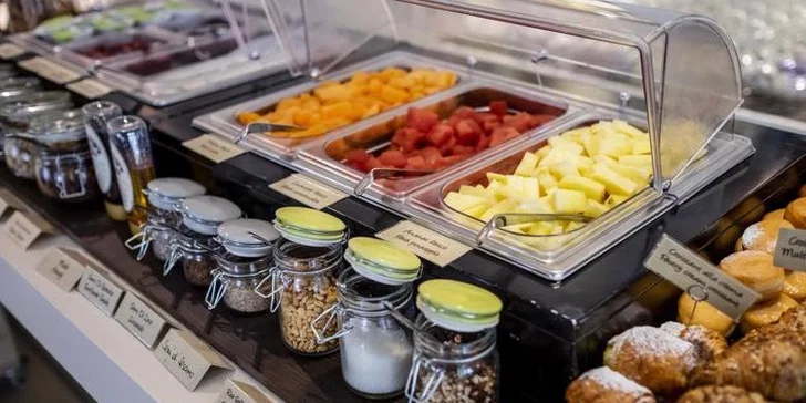 Dovolenka pre pár a rodinu na brehu Lago di Garda: raňajky, wellness aj bicykle