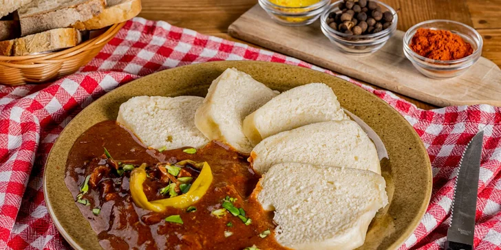 Nezabudnuteľný pobyt v pivovare na Liptove: zažite prehliadku remeselného pivovaru, ochutnávku remeselných pív a skvelú gastronómiu na jednom mieste
