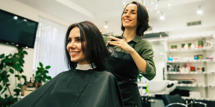 Profesionálny dámsky strih a fúkaná alebo vlasový botox v salóne Kristy