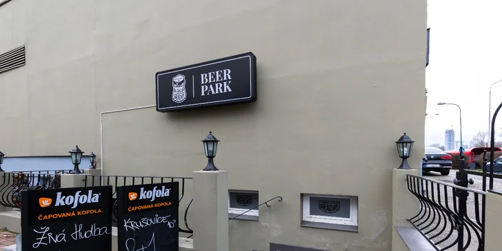 Šťavnatý hovädzí burger podľa vášho výberu v Beer Parku