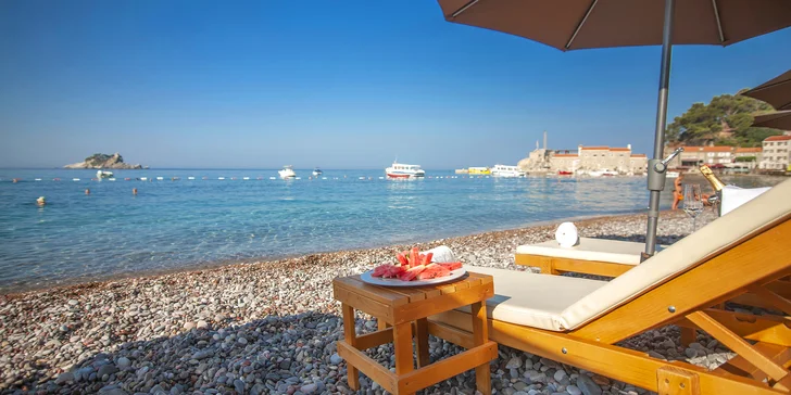 Hotel v čiernohorskom letovisku Petrovac: pri pláži, s raňajkami aj vínnou pivnicou, deti zadarmo