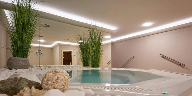 4* pobyt v centre Mariánskych Lázní: neobmedzený wellness, možnosť procedúr