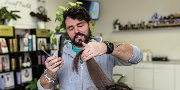 Všetko pre krásne vlasy: Strih, zábal alebo proteínová kúra