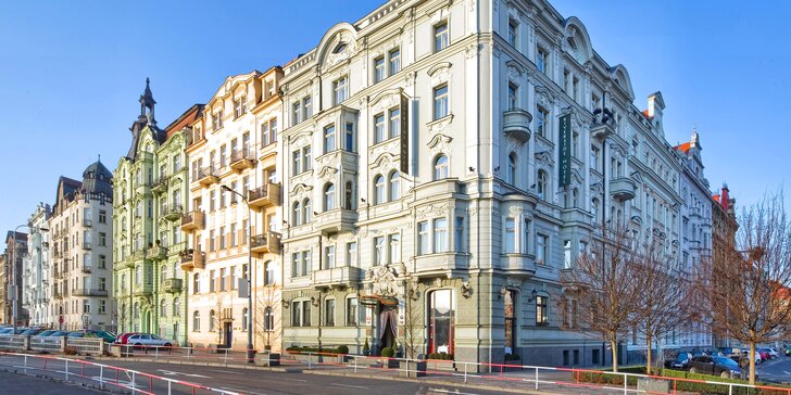 Pobyt v 5* hoteli na Janáčkovom nábreží v centre Prahy s raňajkami
