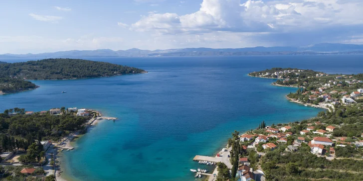 Dovolenka na ostrove Šolta - apartmány až pre 4 osoby len 150 m od mora
