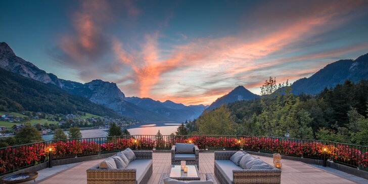 Pobyt v rakúskych Alpách: hotelové izby aj apartmány pri jazere Grundlsee, wellness a raňajky