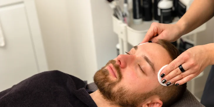 Pánske hĺbkové ošetrenie pleti s masážou hlavy v Be beauty