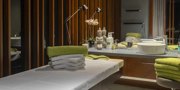 Rozprávkový pobyt v Karlových Varoch: 4* hotel s nádherným wellness, masáže a raňajky