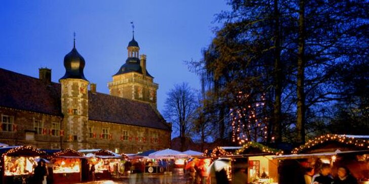 Vianočné trhy alebo koncert na zámku Schloss Hof