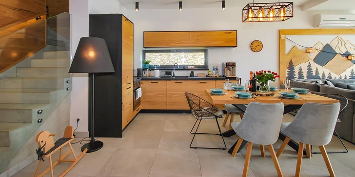 Luxusné apartmány s výhľadom na Čorštýnske jazero: sauna na izbe, požičanie bicyklov zdarma