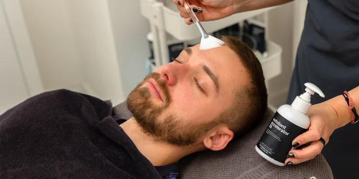 Pánske hĺbkové ošetrenie pleti s masážou hlavy v Be beauty
