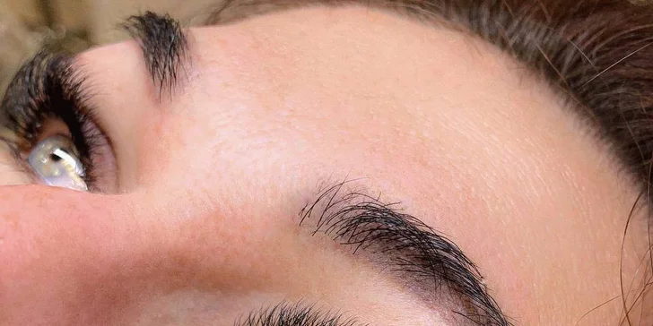 Zvýraznite svoj pohľad pomocou lash liftingu, 2D alebo 3D mihalníc!