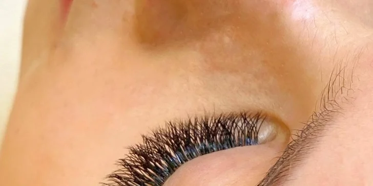 Zvýraznite svoj pohľad pomocou lash liftingu, 2D alebo 3D mihalníc!