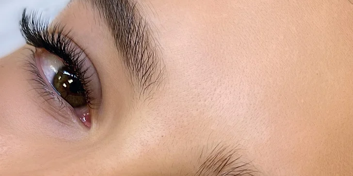 Zvýraznite svoj pohľad pomocou lash liftingu, 2D alebo 3D mihalníc!