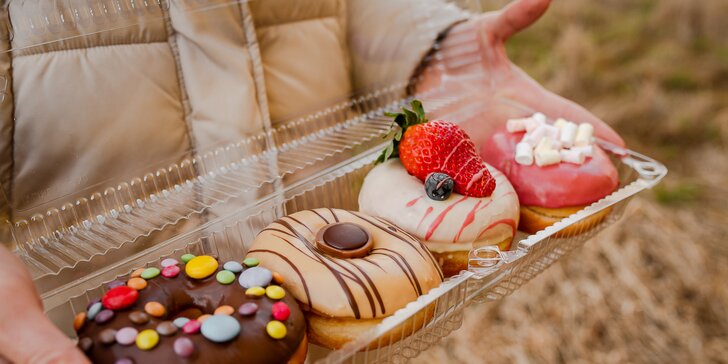 Sladučké donuty z Amore Donut: Tradičné potešenie na netradičný spôsob. Na výber až 11 druhov!