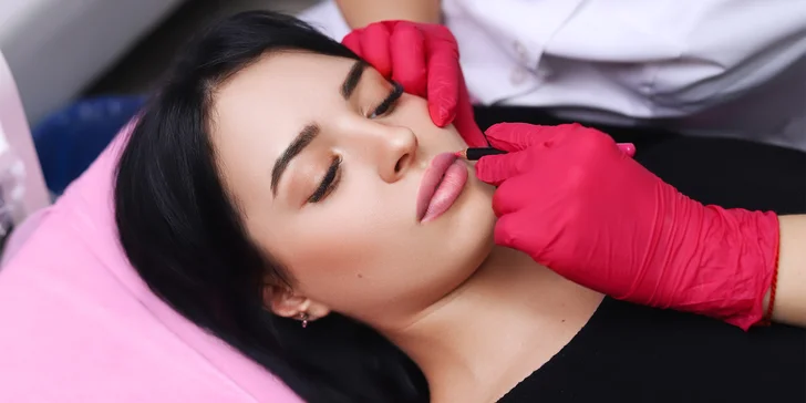 Permanentný make-up pier, púdrové obočie alebo korekcia obočia