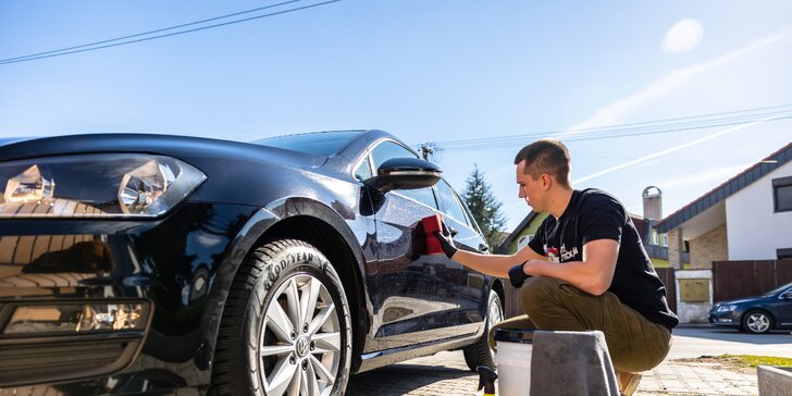 Mobilná autoumyvárka: Kompletné čistenie auta zvonka aj zvnútra