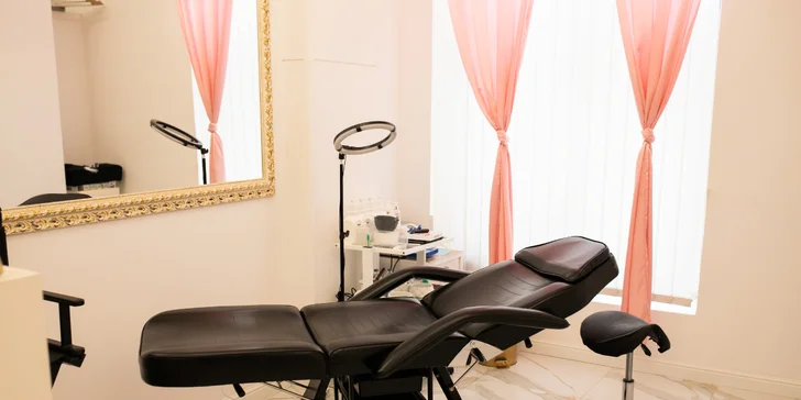 Kozmetická masáž tváre alebo očného okolia, 1D mihalnice či úprava obočia v salóne Beauty by Vladik