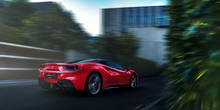 Adrenalínová jazda na Ferrari či Lamborghini!