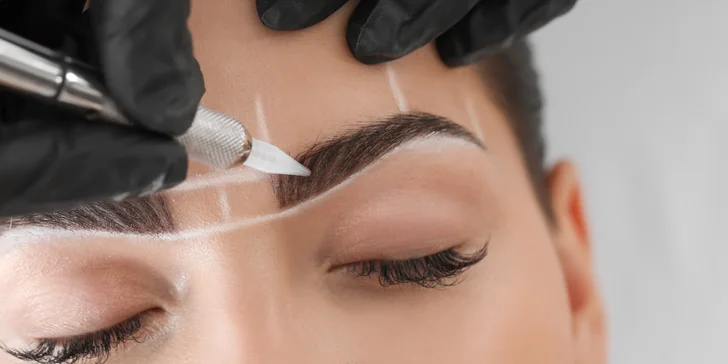 Jarné ošetrenie, laminácia alebo microblading s korekciou v salóne Hair.ly