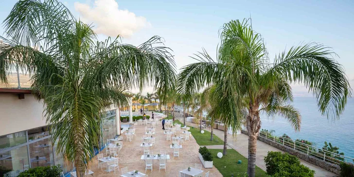 Dovolenka v talianskej Kalábrii: 4* hotel s polpenziou a bazénom, letný program, pláž 300 metrov
