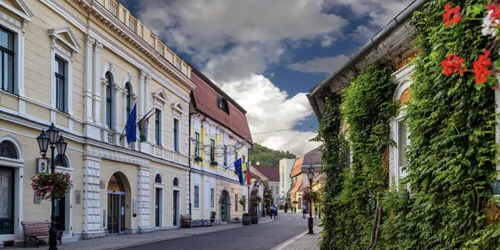 Romantický pobyt v srdci maďarského Tokaja s raňajkami, saunou a vírivkou