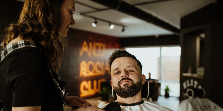 Strih, úprava brady či 2-hodinová kompletná barberská starostlivosť