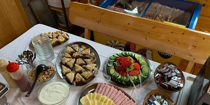 Pobyt priamo na vrchole Lysej hory: horská chata s polpenziou