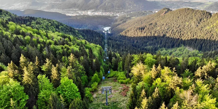 Celodenná lyžovačka pre veľkých aj malých v rodinnom stredisku Malinô Brdo