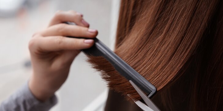 Regeneračné vlasové terapie pre kučeravé, blond alebo poškodené vlasy v beauty bar concept