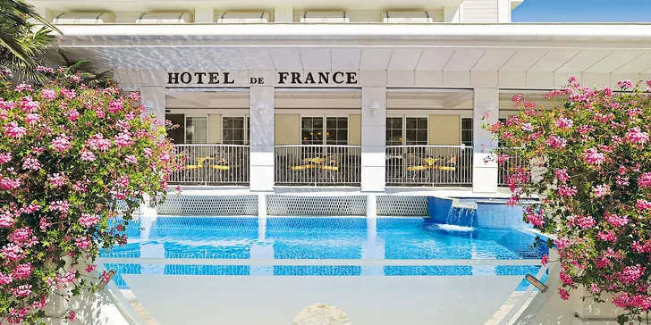 Pobyt v Rimini: 3* hotel hneď pri pláži, raňajky a bazén, first minute zľavy