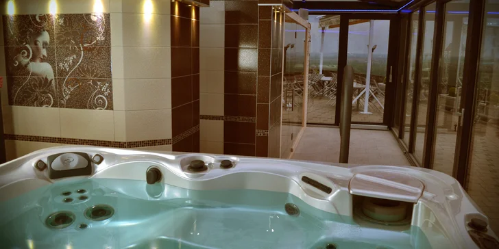 Relaxačný pobyt so súkromným wellness a romantickou večerou