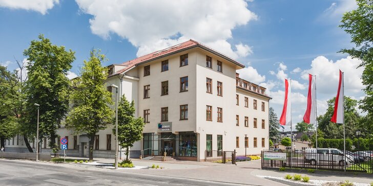 Pobyt s raňajkami v Krakove: hotel s vlastnou reštauráciou, záhradou, knižnicou aj kaplnkou