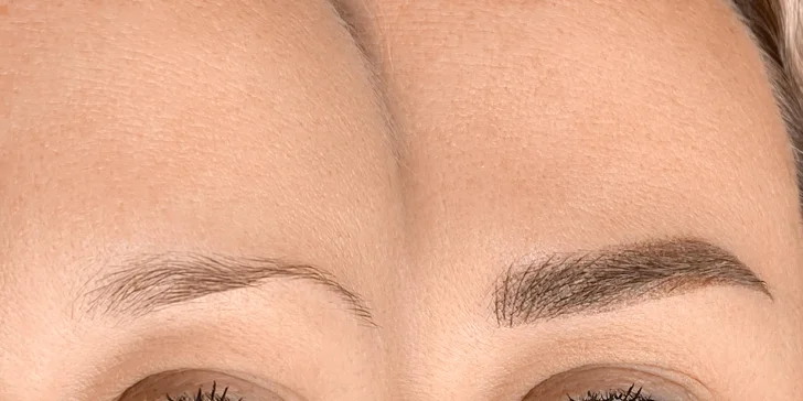 Microblading alebo púdrové obočie v London Beauty