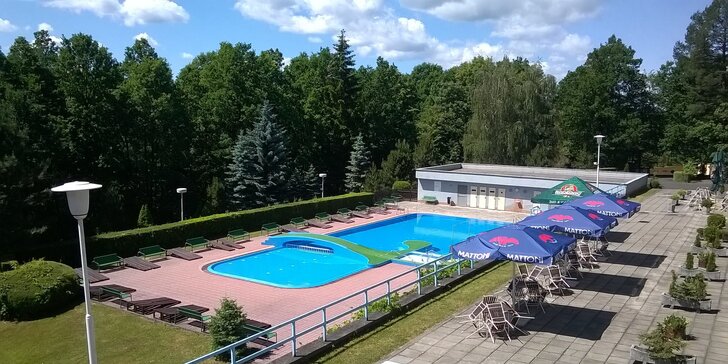 Oddych i dobrodružstvo v Beskydách: Bohatá polpenzia a neobmedzený bazén