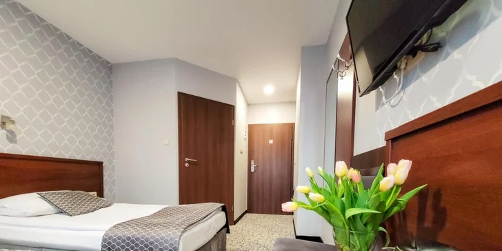 Moderný hotel uprostred zelene so skvelou dostupnosťou do centra Krakova: raňajky v cene