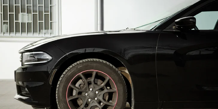 Jazda ako vodič či spolujazdec v DODGE CHARGER, pre deti možnosť auto naštartovať a odfotografovať sa