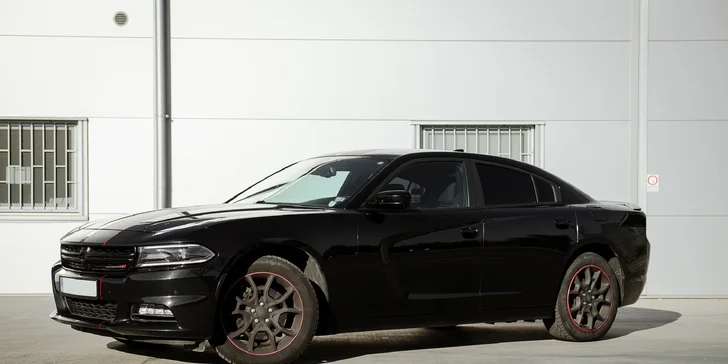 Jazda ako vodič či spolujazdec v DODGE CHARGER, pre deti možnosť auto naštartovať a odfotografovať sa