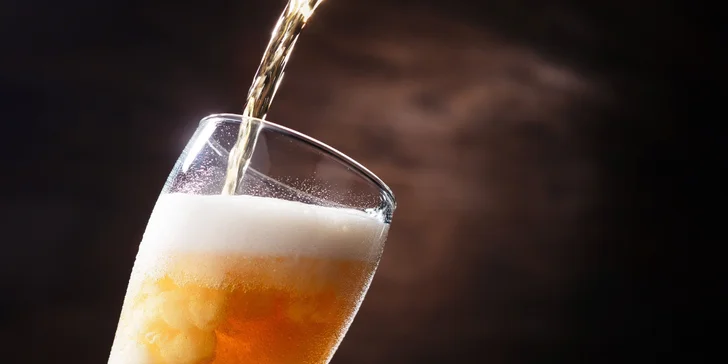 Hovädzí hamburger alebo pivo bez limitu v Rock Farm