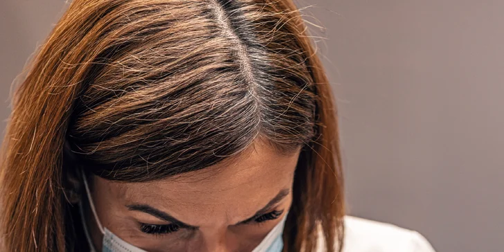 Vyhladenie vrások, nadvihnutie viečok a Mikroihličková mezoterapia pre krásnu pleť