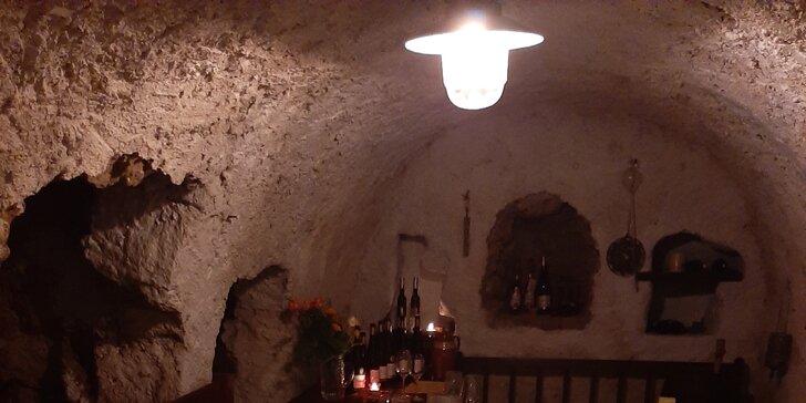 Degustácia vína v jedinečnom 400-ročnom dome v Bojniciach