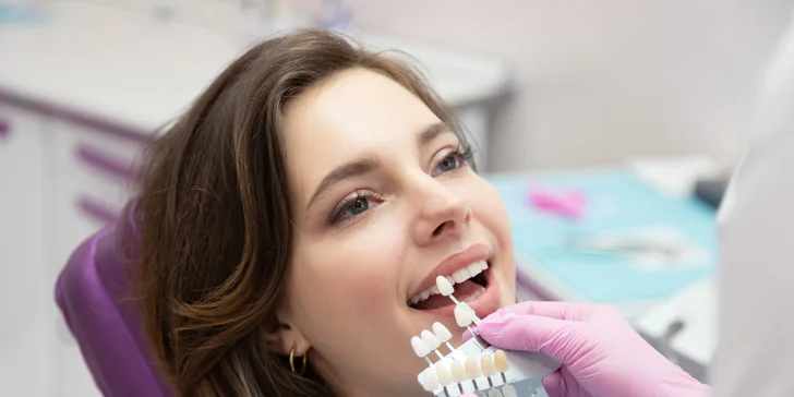 Bielenie zubov revolučnou kyslíkovou technikou Natural Smile Airbrush